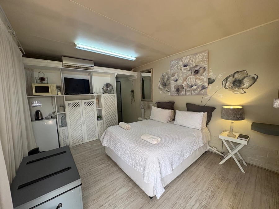 9 Bedroom Property for Sale in Hoopstad Free State